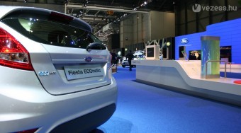 Mitől fogyaszt egy autó 4,3 litert?