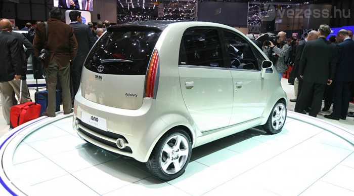 Újdonságok nőknek 13 | Vezess Újdonságok nőknek 13