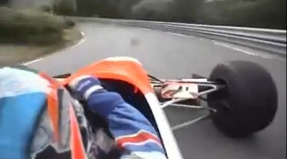 Durva videó – a Forma-1 semmi