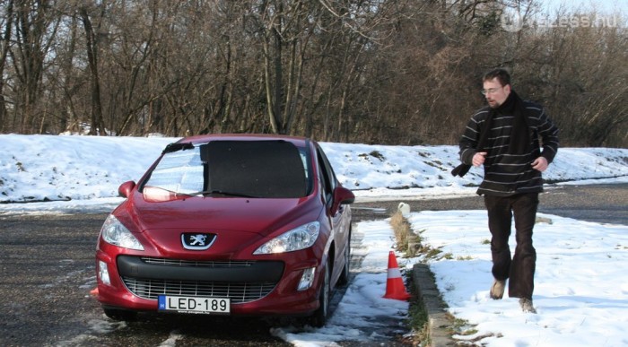 A mindent eldöntő feladat
