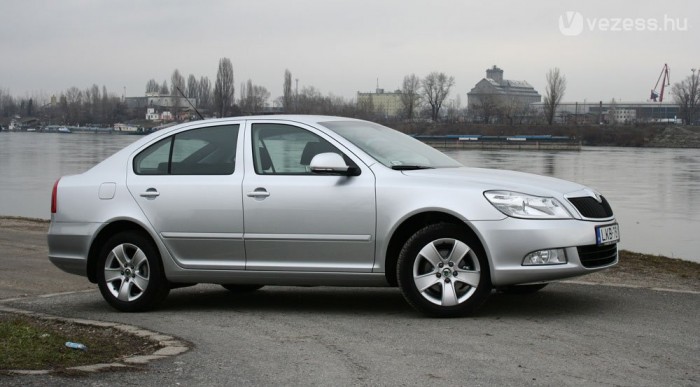 Nagyobb, mint az Astraféleségek