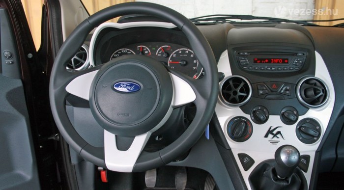 Rémségesen egyszerű, de legalább különleges