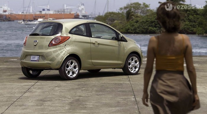 Jelenet a Quantum csendje c. filmből