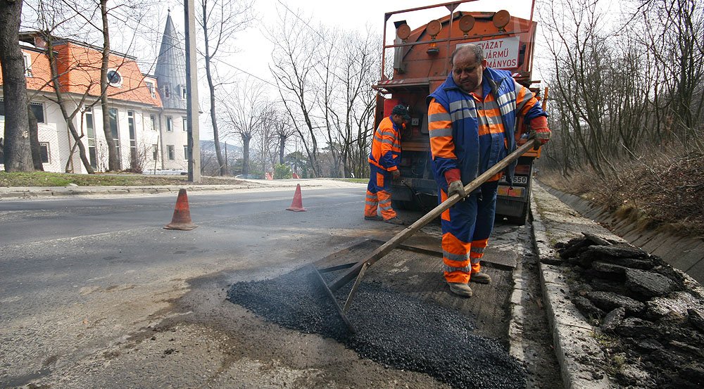 Gyakorlat teszi a mestert. A felszín teljesen vízszintes