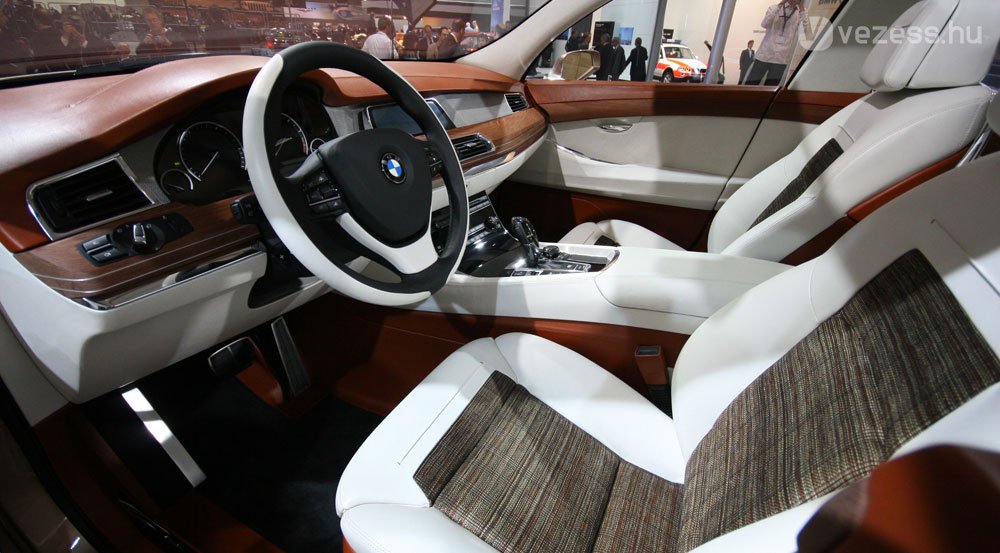 Itt még feltűnő volt a belső