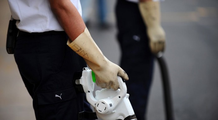 Védőfelszerelés kell hozzá