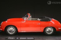 Mindössze 34 darab készült a 356 B Carrera 2 Cabriolet-ből