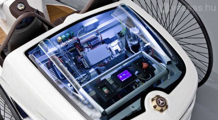 Villanyszekér a Mercedestől 7 | Vezess Űrhajónak tűnik