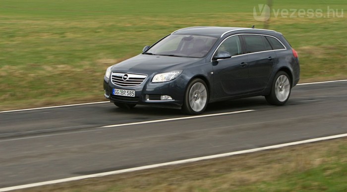 100 kilót egyensúlyozhatunk a tetőn büntetlenül