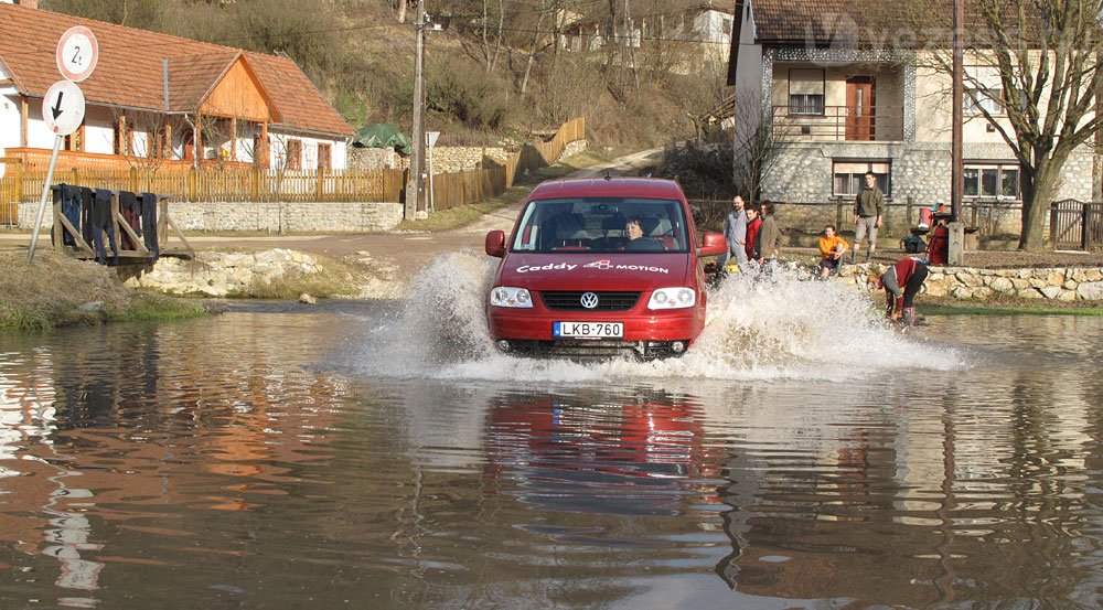 Tud vizen járni