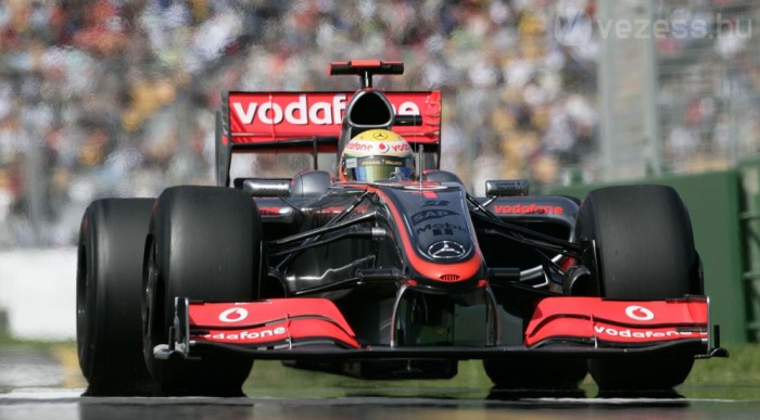 Hamilton gyorsan kiszállt