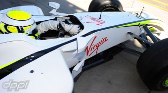 A Brawn agyonverte a mezőnyt, Buttoné a pole!