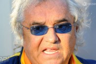 Briatore tajtékzik, Alonso retteg