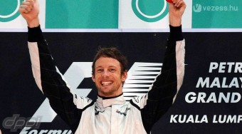 Button nem kérne Schumacherből
