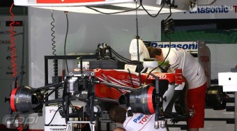 16 új motor a rajtrácson