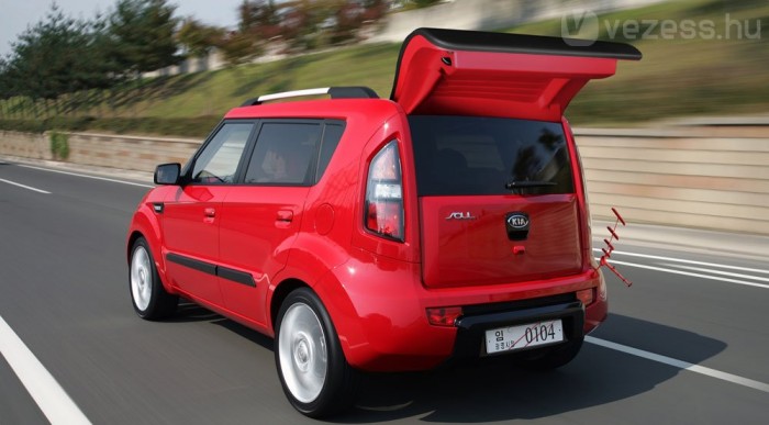 Fékszárnyként üzemel