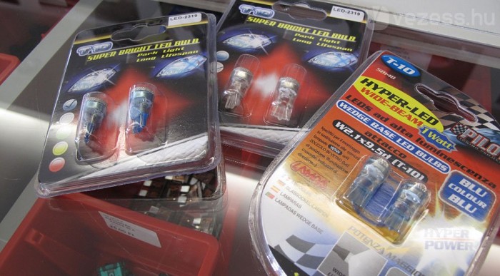 Ha lecseréljük a kormányt, meghalunk? 6 | Vezess Apró LED-ek