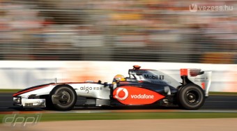 Kizárták Hamiltont!