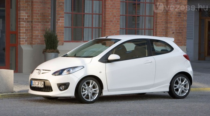 Mazda2-öt is Maeda tervezte