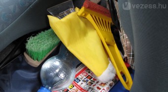 Csontok az ülés alatt