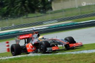 Räikkönen a leggyorsabb Sepangban 24