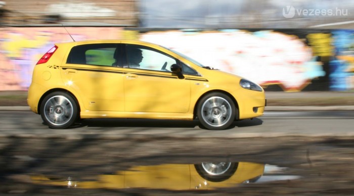 Gyorshajtásért nem veszik el a jogsit a helyszínen, csak ittas vezetésért és halálos baleset okozásáért