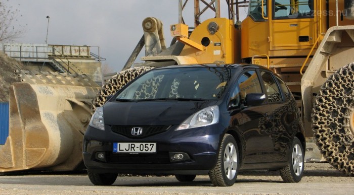 Elég bele az 1,2 literes motor