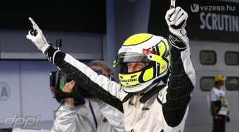 Button megint a csúcson!