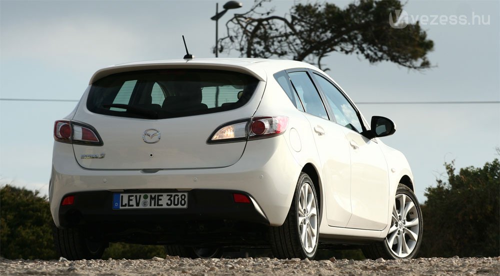 Új Mazda3 – Cél a BMW és az Audi 21