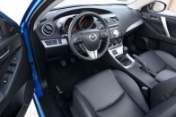 Új Mazda3 – Cél a BMW és az Audi 68