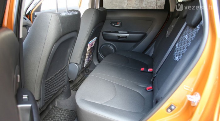 Rengeteg hely van hátul