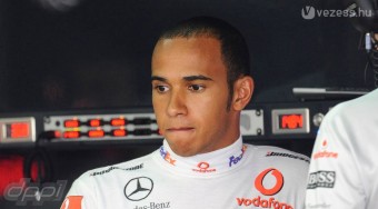 Hamilton elhagyná a Forma-1-et?