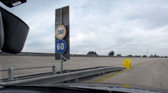 Talán az egyetlen 240-es tábla a világon