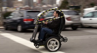 Elektromos riksát fejleszt a GM