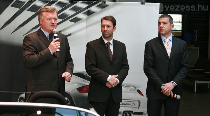 Büszkék a szalonra