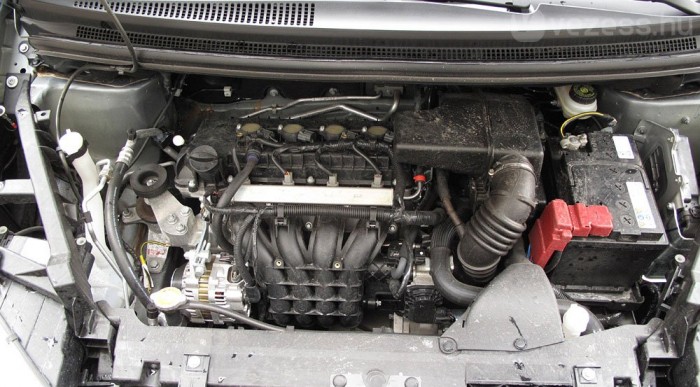 Ennyi látszik a motorból