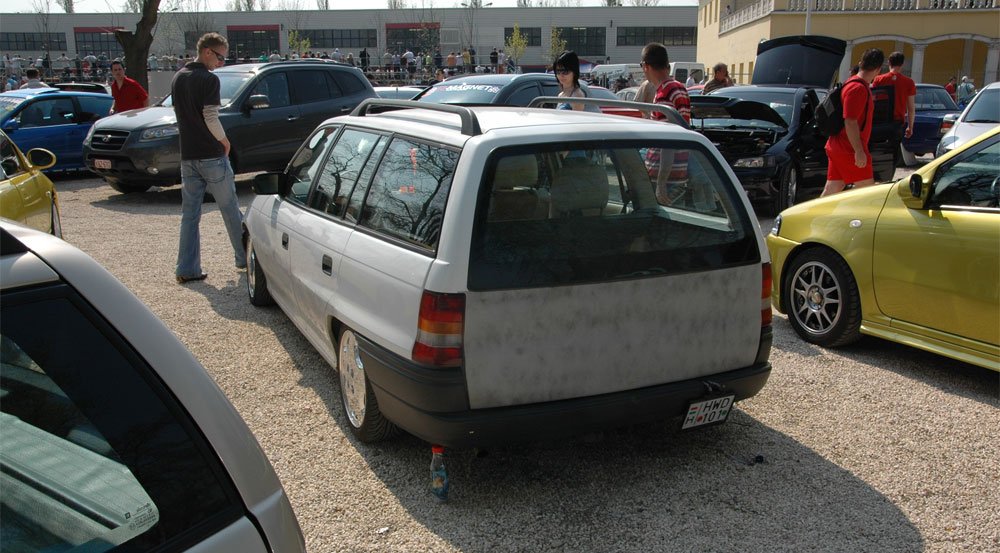 Audi-hűtőrácsról álmodó Suzuki 145