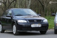 A G Astra 1997 őszén, a Golf IV-gyel egyszerre debütált