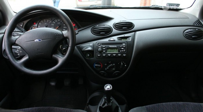 Egymillióból: Astrát, Focust vagy Mégane-t? 13 | Vezess Kusza, de funkcionális a Focus műszerfala