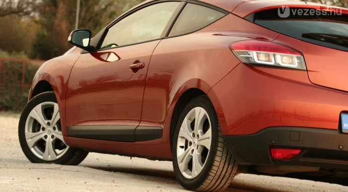 Dögös, formás, sportos