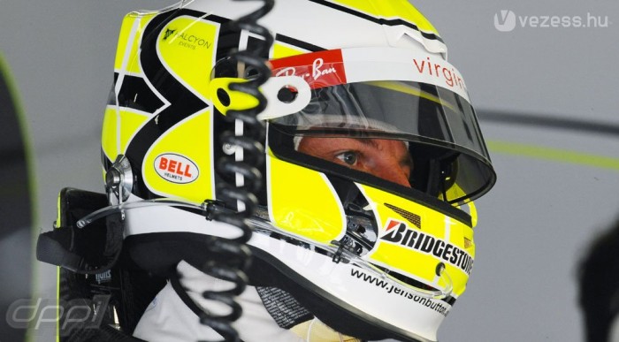 Button többet várt