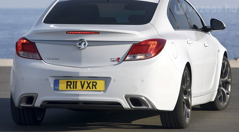 Csak jelvényben más a Vauxhall