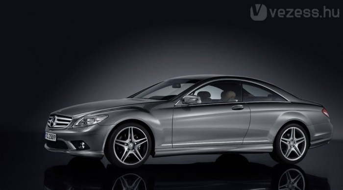 Sportgúnyában a csúcs Mercik 6