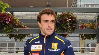 Alonso tajtékzik a gumik miatt