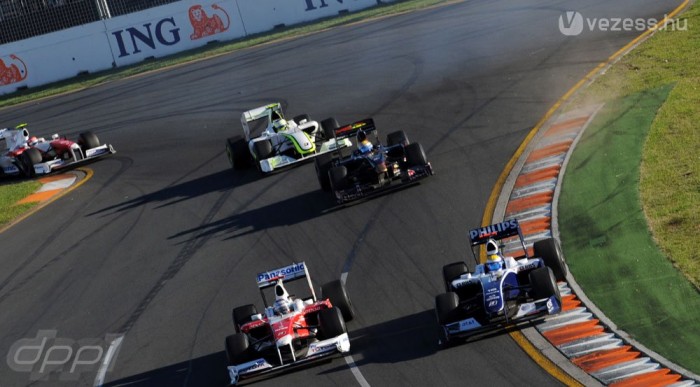 Alonso tajtékzik a gumik miatt 4 | Vezess Melbourne-ben már leszerepelt a szuperlágy