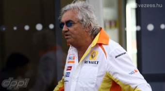 Briatore kiakadt