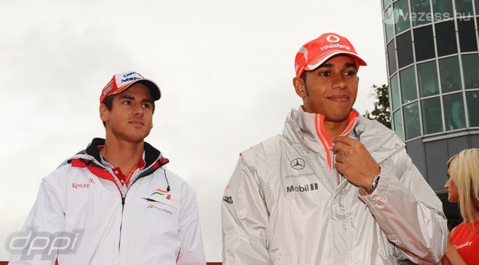 A bőrszíne miatt kap Hamilton?