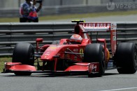 Vettel mindenkit lenyomott! 60