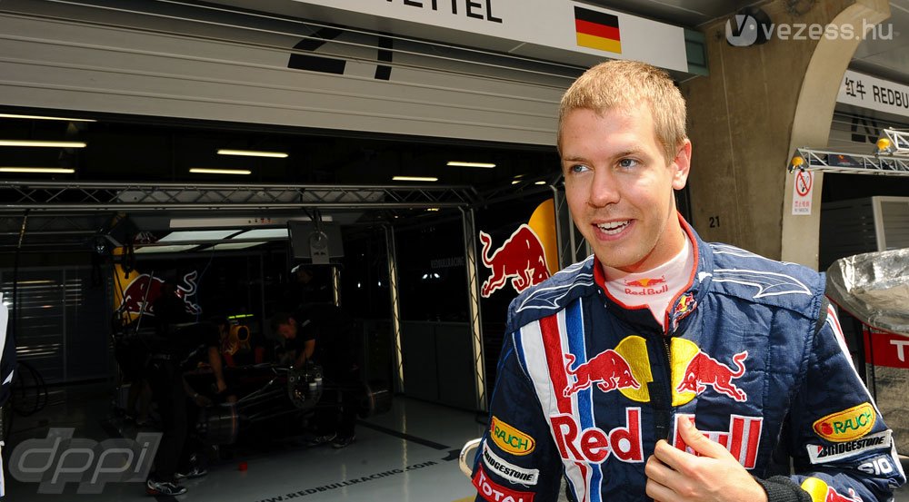 Vettel mindenkit lenyomott! 42