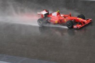 Egyre mélyebben a Ferrari